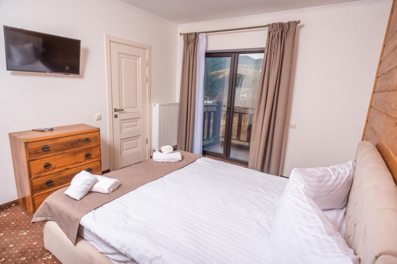 Residence Nesh Tatariv Ngoại thất bức ảnh