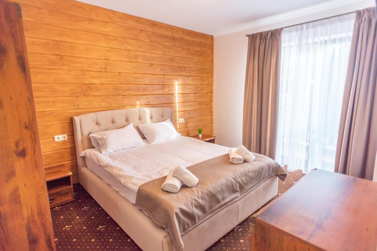 Residence Nesh Tatariv Ngoại thất bức ảnh