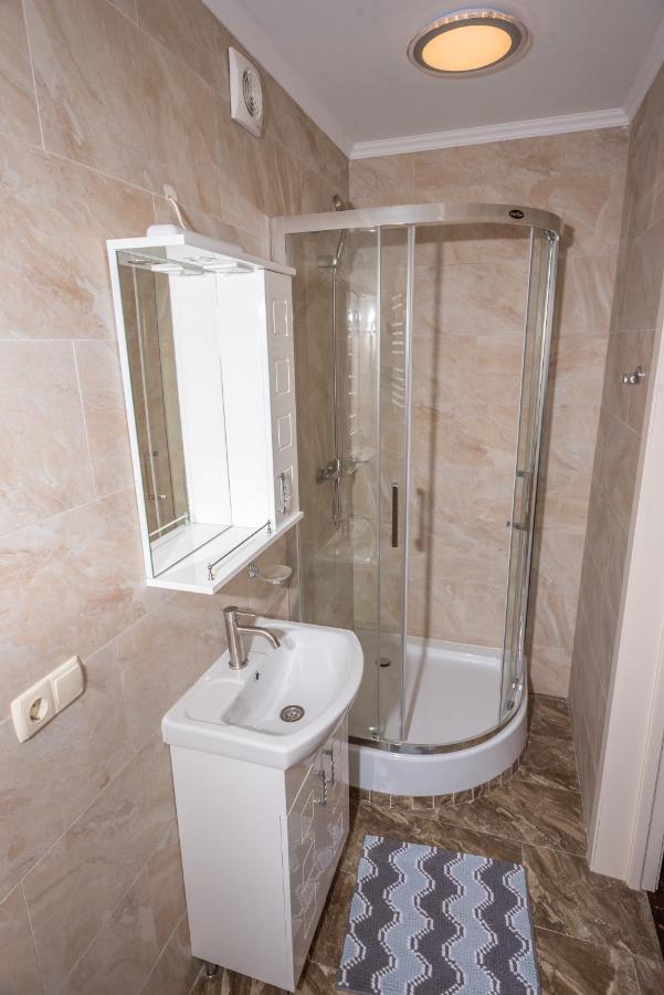 Residence Nesh Tatariv Ngoại thất bức ảnh